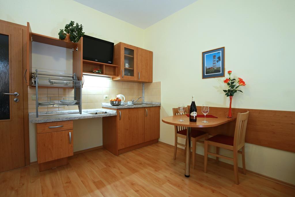 Wellness Penzion Pod Rozhlednou Adlerkosteletz Zimmer foto