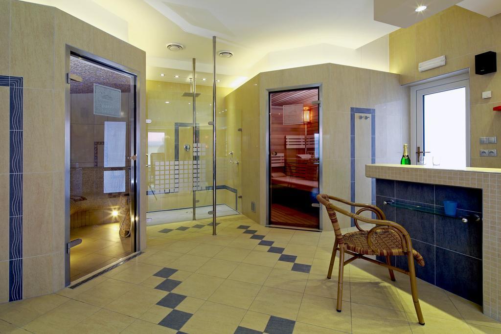 Wellness Penzion Pod Rozhlednou Adlerkosteletz Exterior foto