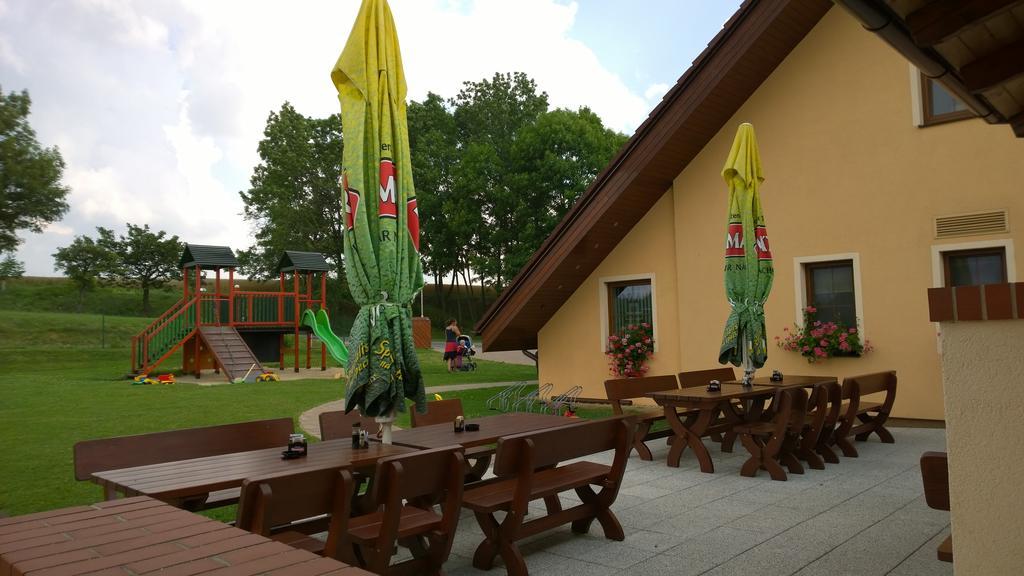 Wellness Penzion Pod Rozhlednou Adlerkosteletz Exterior foto