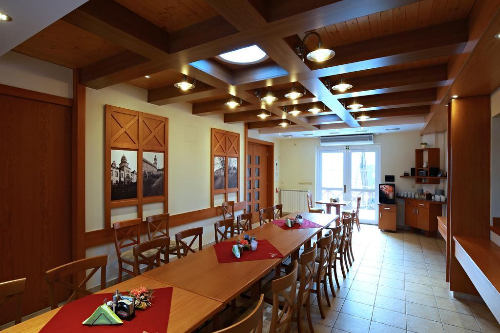Wellness Penzion Pod Rozhlednou Adlerkosteletz Exterior foto