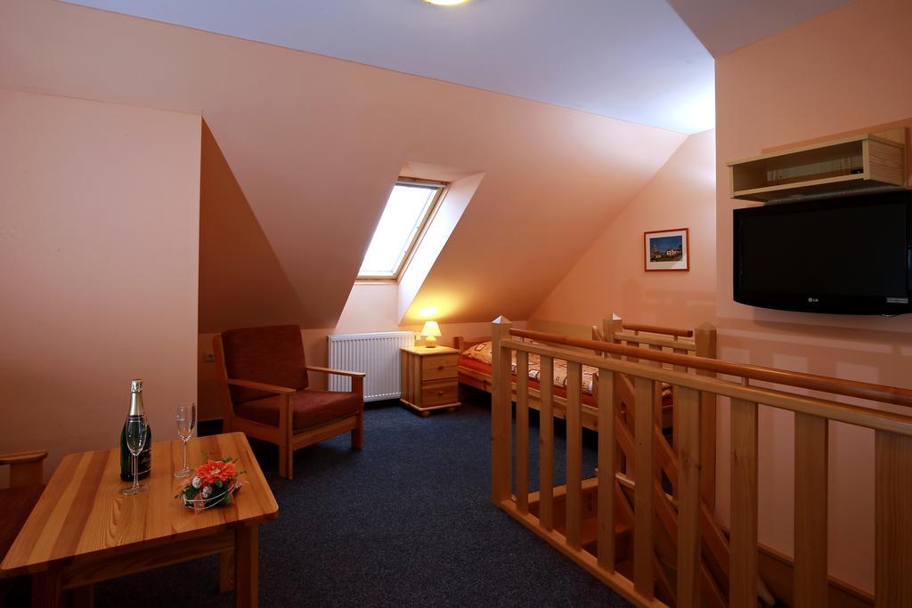 Wellness Penzion Pod Rozhlednou Adlerkosteletz Zimmer foto